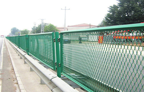 防眩<a href=http://hdauto.net.cn target=_blank class=infotextkey><a href=http://hdauto.net.cn target=_blank class=infotextkey>護欄</a>網(wǎng)</a>